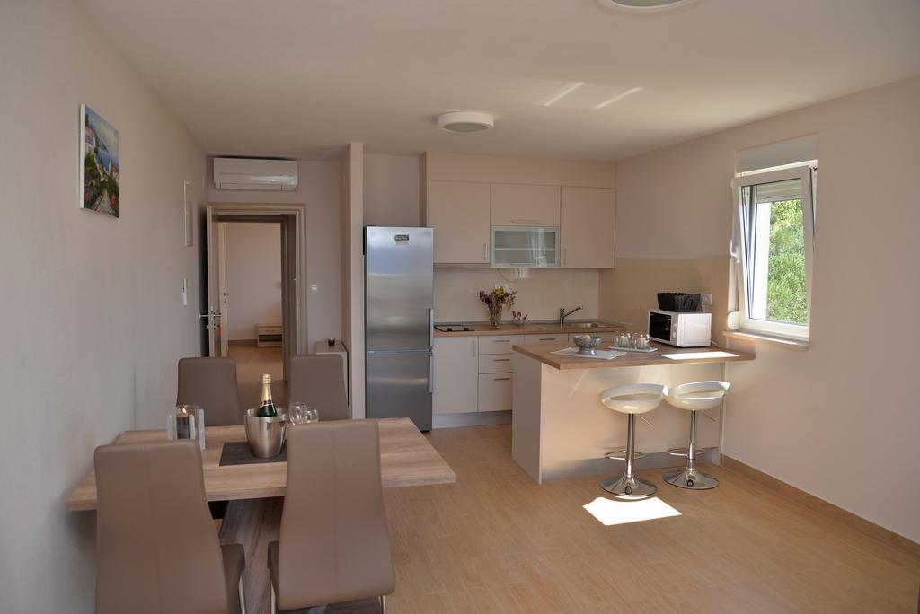 Waterfront Apartments - Tučepi المظهر الخارجي الصورة